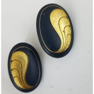 Painted Wood Oval Vintage Clip On Earrings